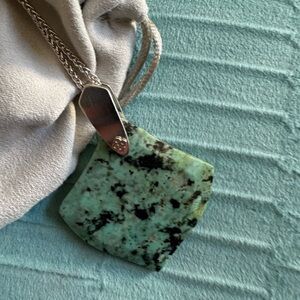 Kendra Scott Astoria African Turquoise
Rhodium Silver Necklace